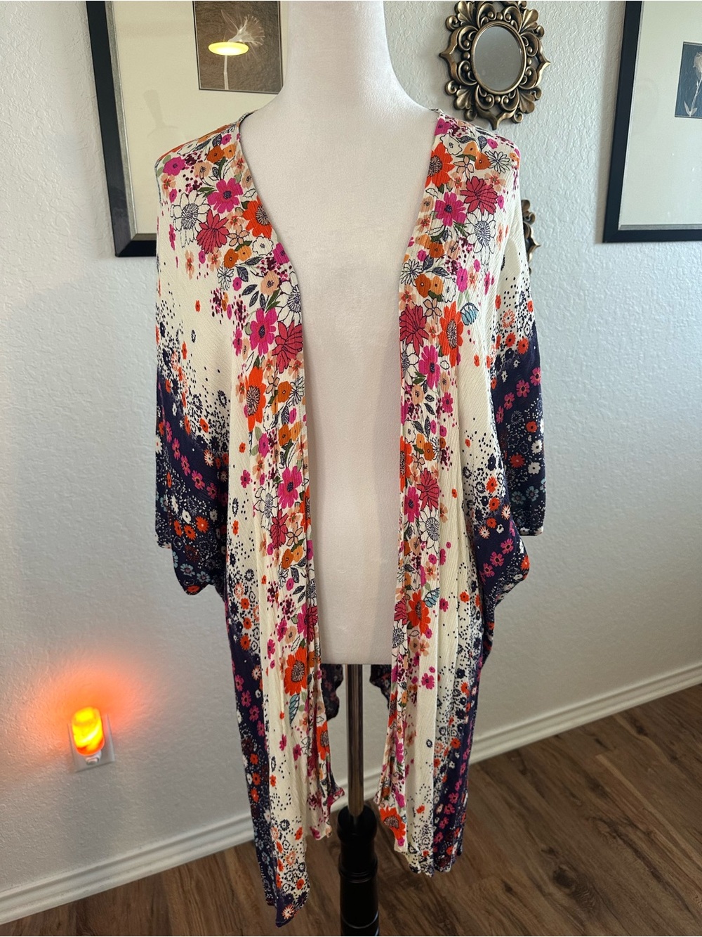 En Créme Bohemian Floral Kimono ✨🌺✨